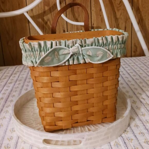 1996 Longaberger Tall Key Basket with Green Leaf Patterned Garter - NEW - Picture 6 of 14